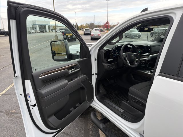 New 2026 Chevrolet Silverado 2500 LT w/ Trail Boss Package image 9