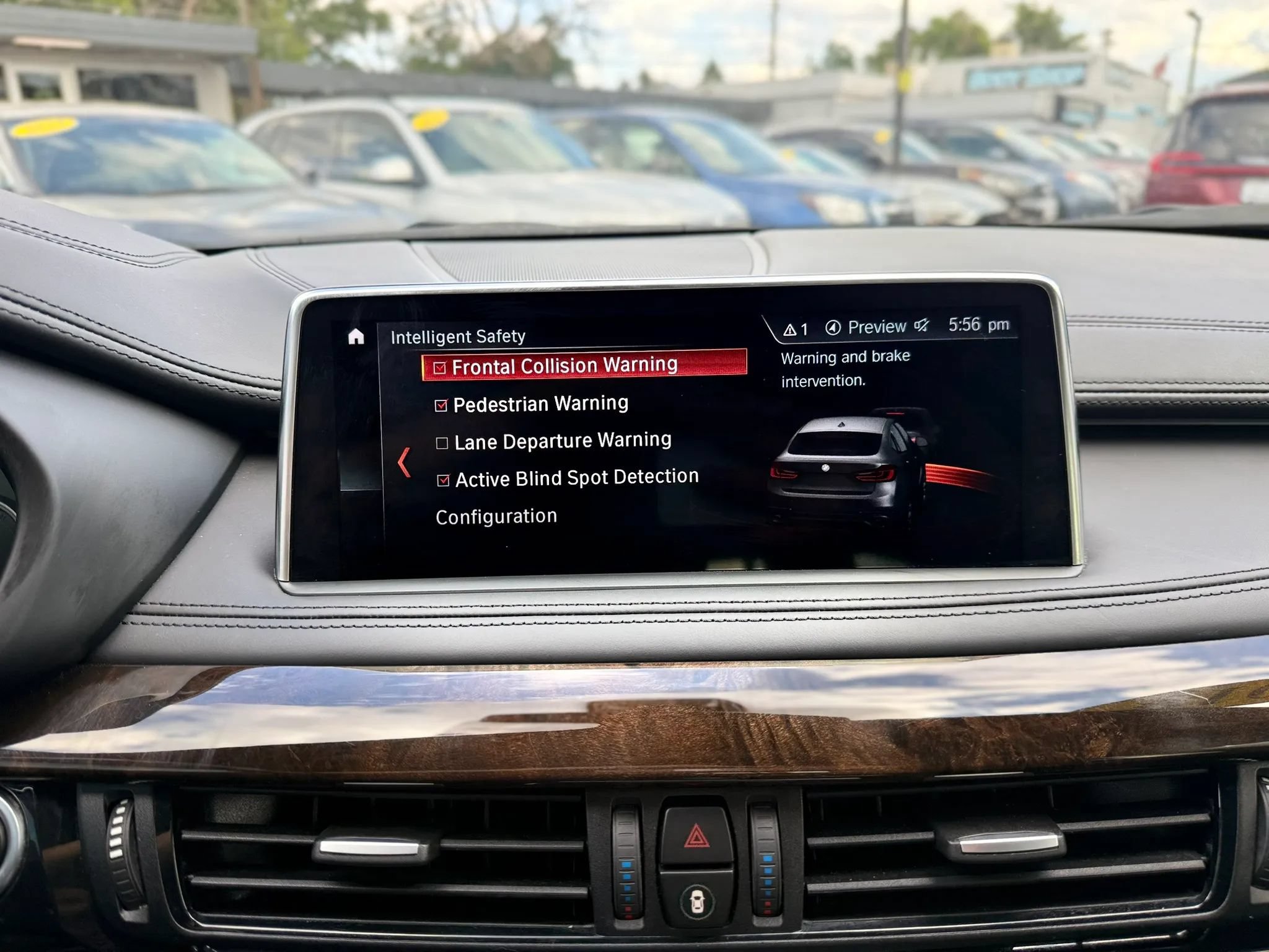 Used 2019 BMW X6 xDrive50i w/ M Sport Package AWD/4WD image 35