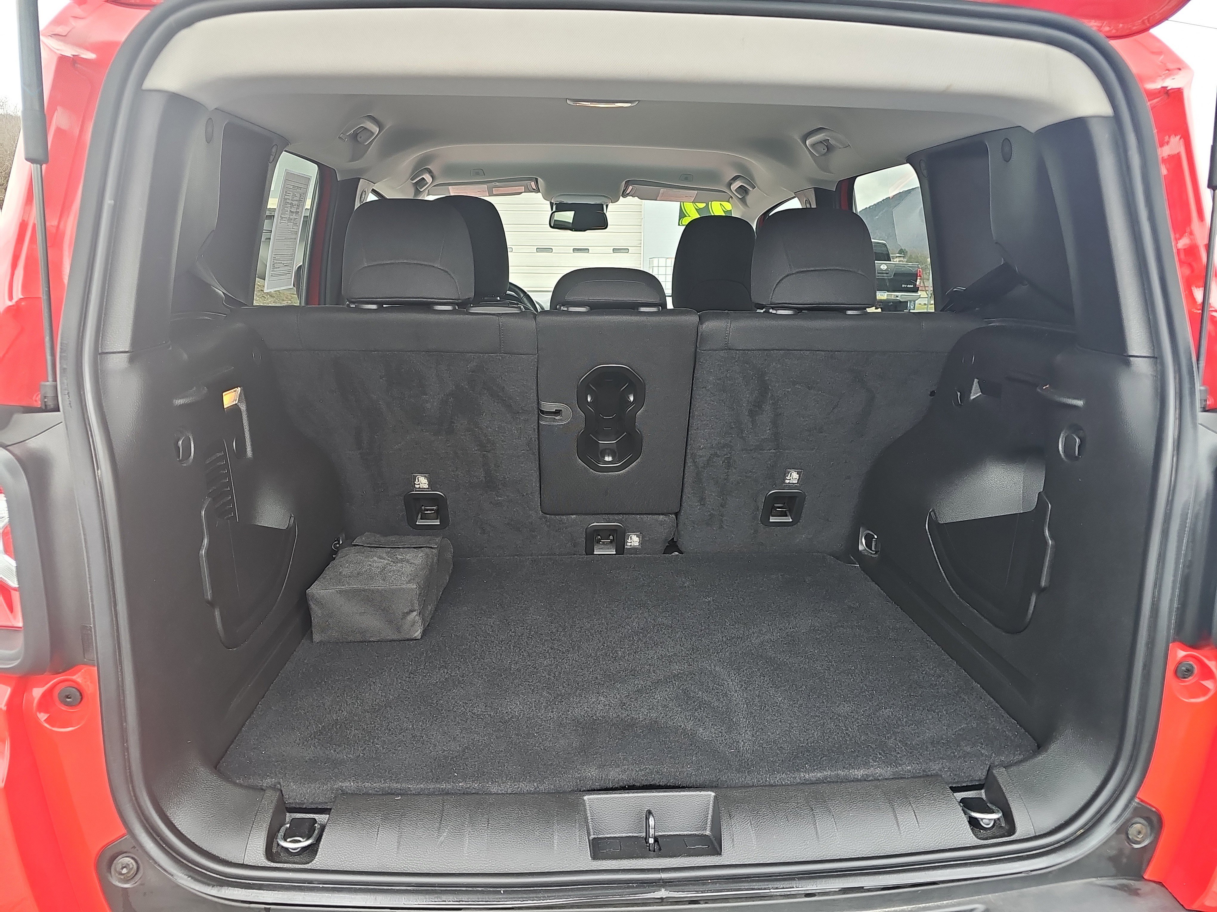 Used 2022 Jeep Renegade Latitude w/ Convenience Group image 5