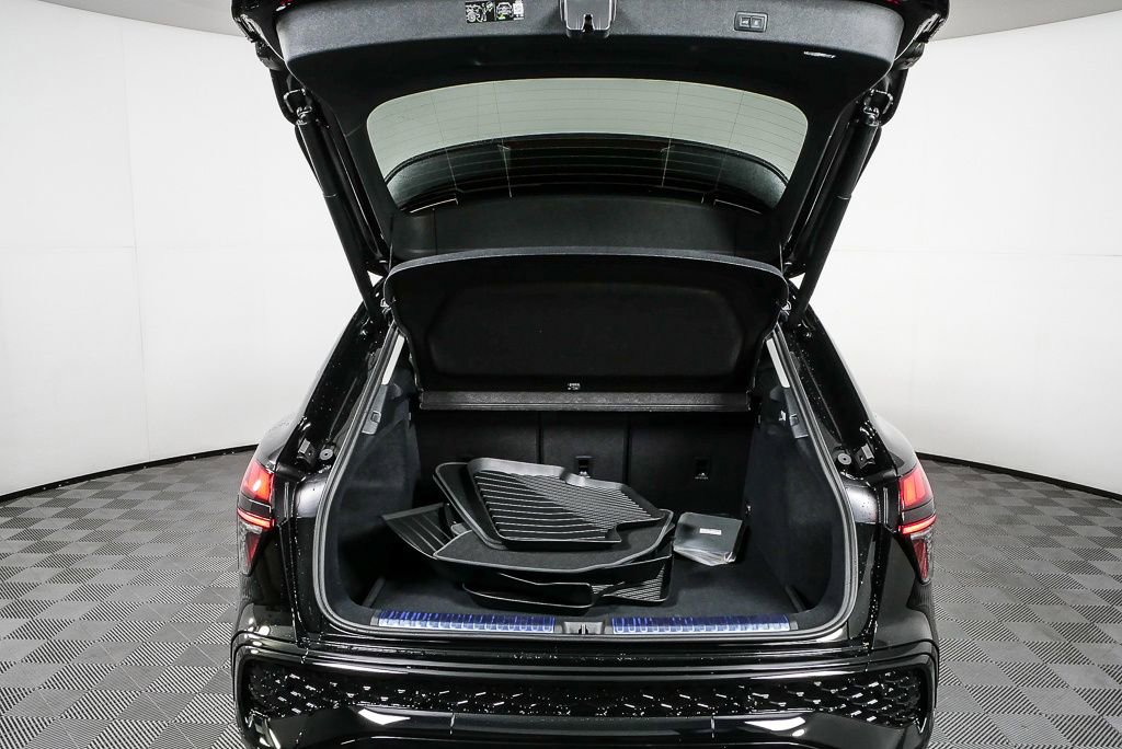 New 2026 Audi Q3 quattro 2.0T image 32