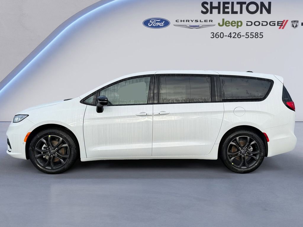 New 2026 Chrysler Pacifica Select FWD image 2