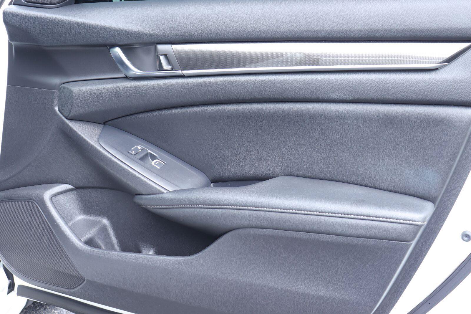 Used 2020 Honda Accord Sport image 14