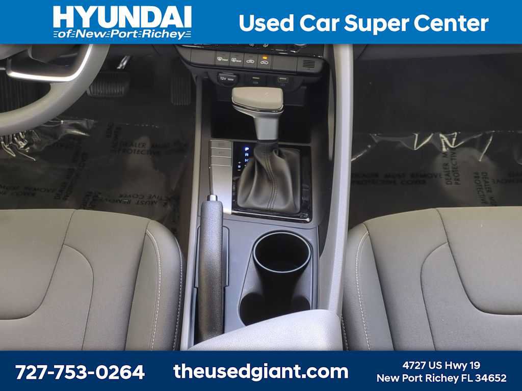 Certified 2023 Hyundai Elantra SEL FWD image 18