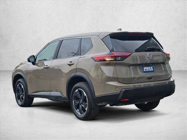Used 2025 Nissan Rogue SV AWD/4WD image 8