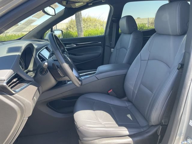 Used 2023 Buick Enclave Essence w/ Sport Touring Edition FWD image 18