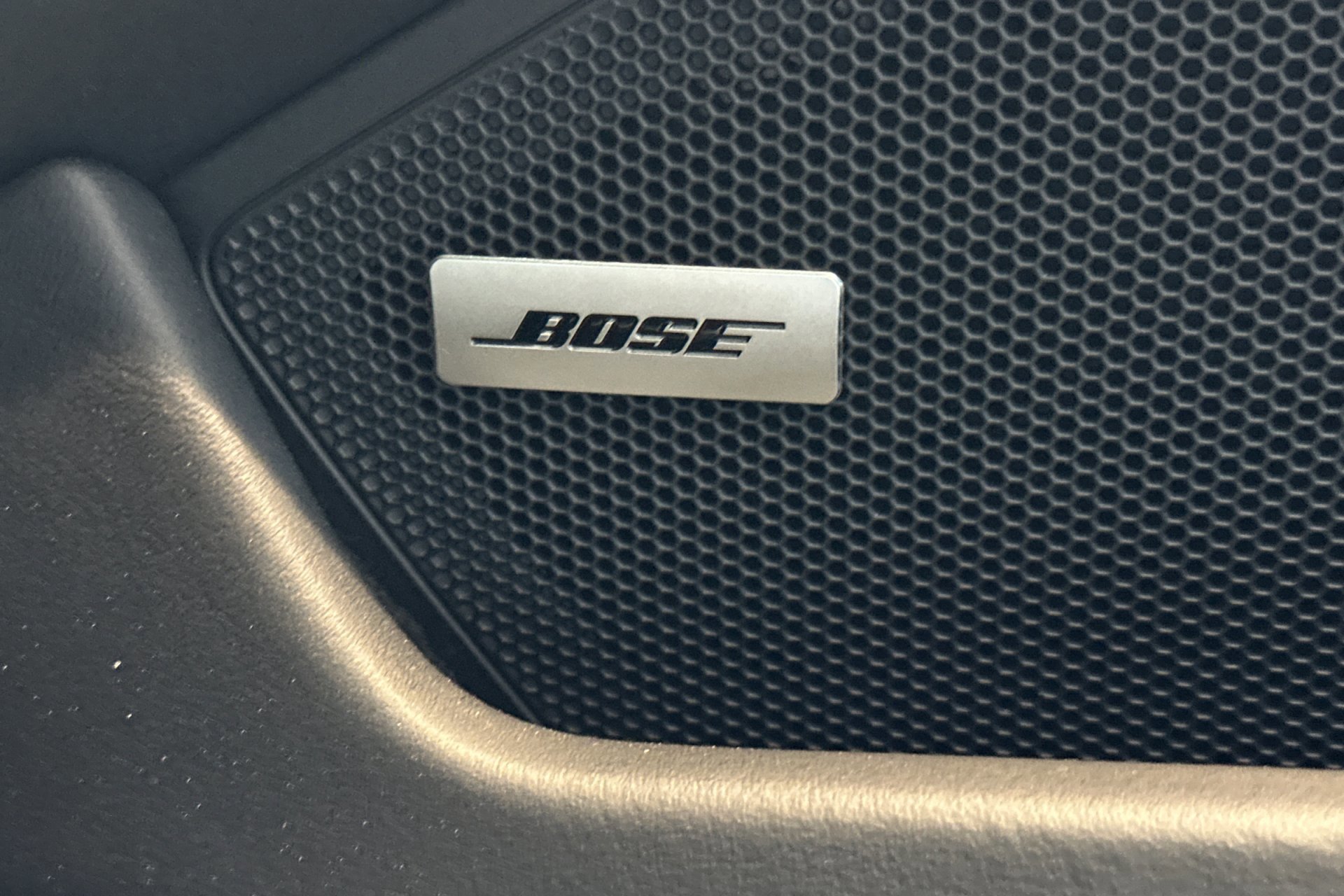 Certified 2025 Porsche 911 Turbo S image 34