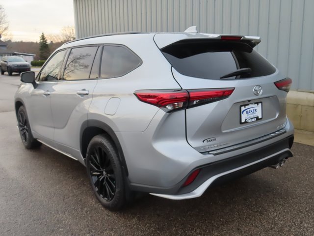 Used 2023 Toyota Highlander XSE image 9