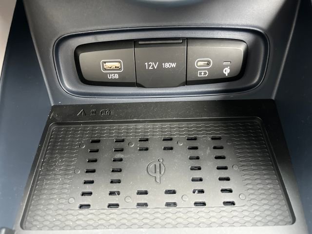 New 2026 Hyundai Venue SEL FWD image 27