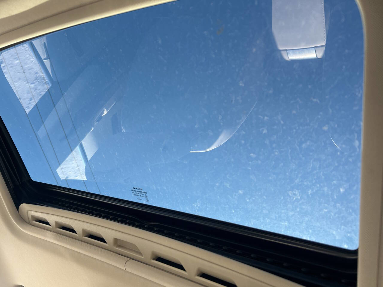 Used 2011 Volvo S80 3.2 w/ Climate Pkg image 26