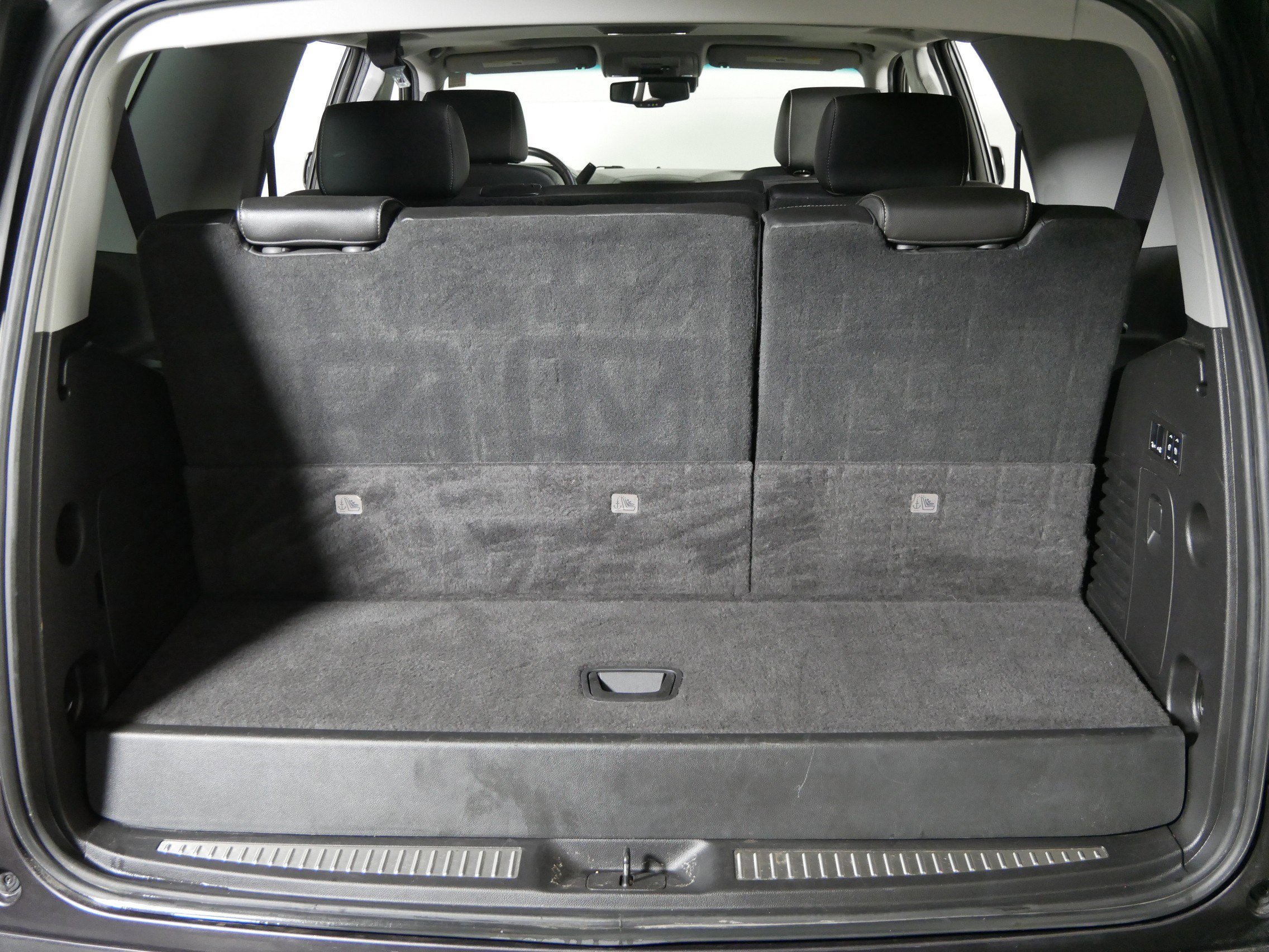 Used 2016 Chevrolet Tahoe LT w/ Luxury Package image 18