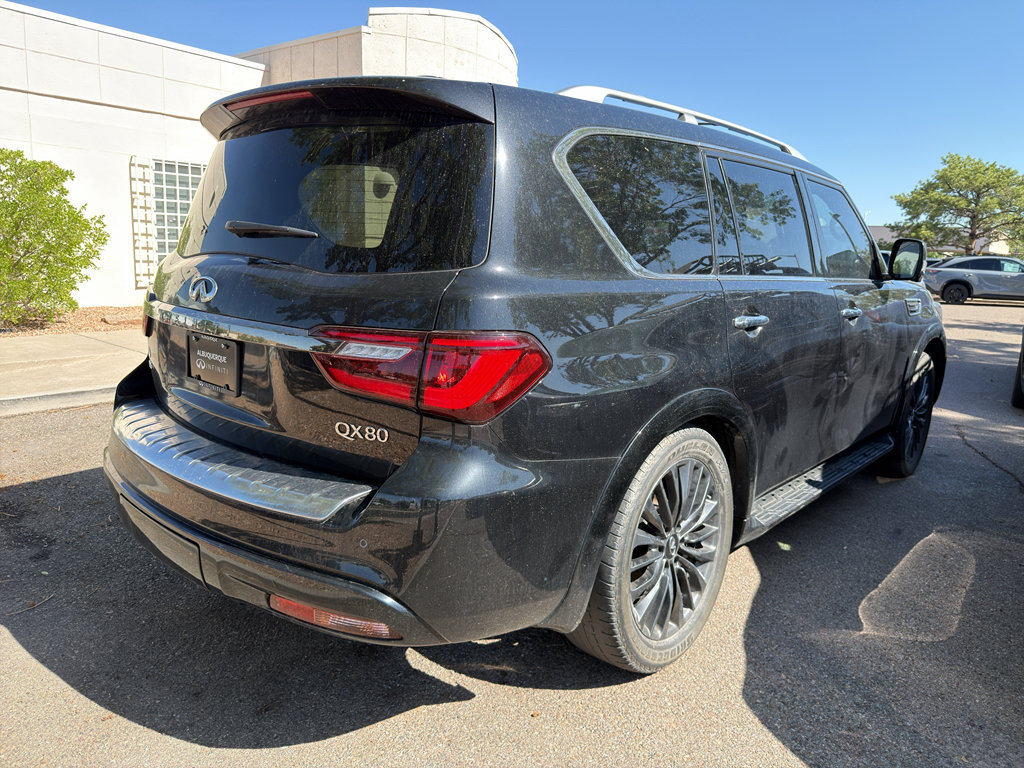 Used 2024 INFINITI QX80 Sensory AWD/4WD image 4