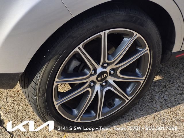 Used 2018 Kia Soul ! FWD image 7