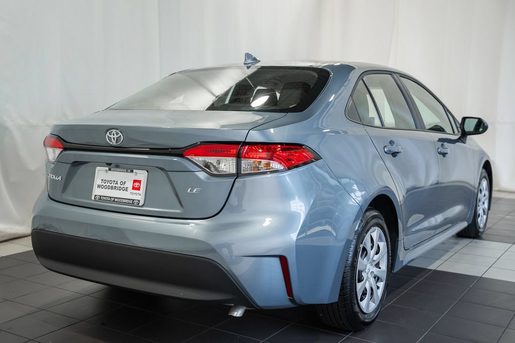Used 2026 Toyota Corolla LE FWD image 4