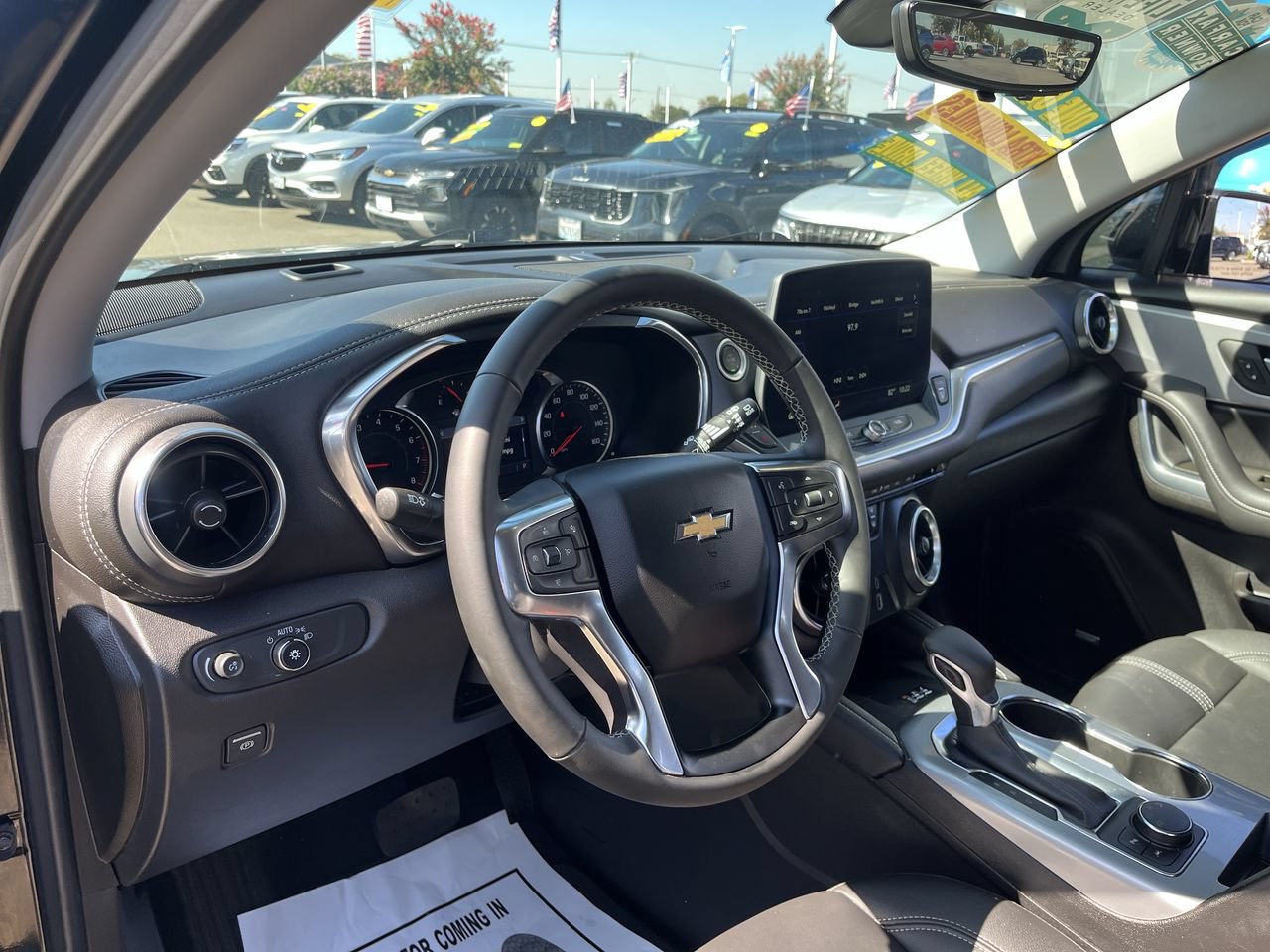 Used 2024 Chevrolet Blazer LT w/ Sound & Technology Package AWD/4WD image 9