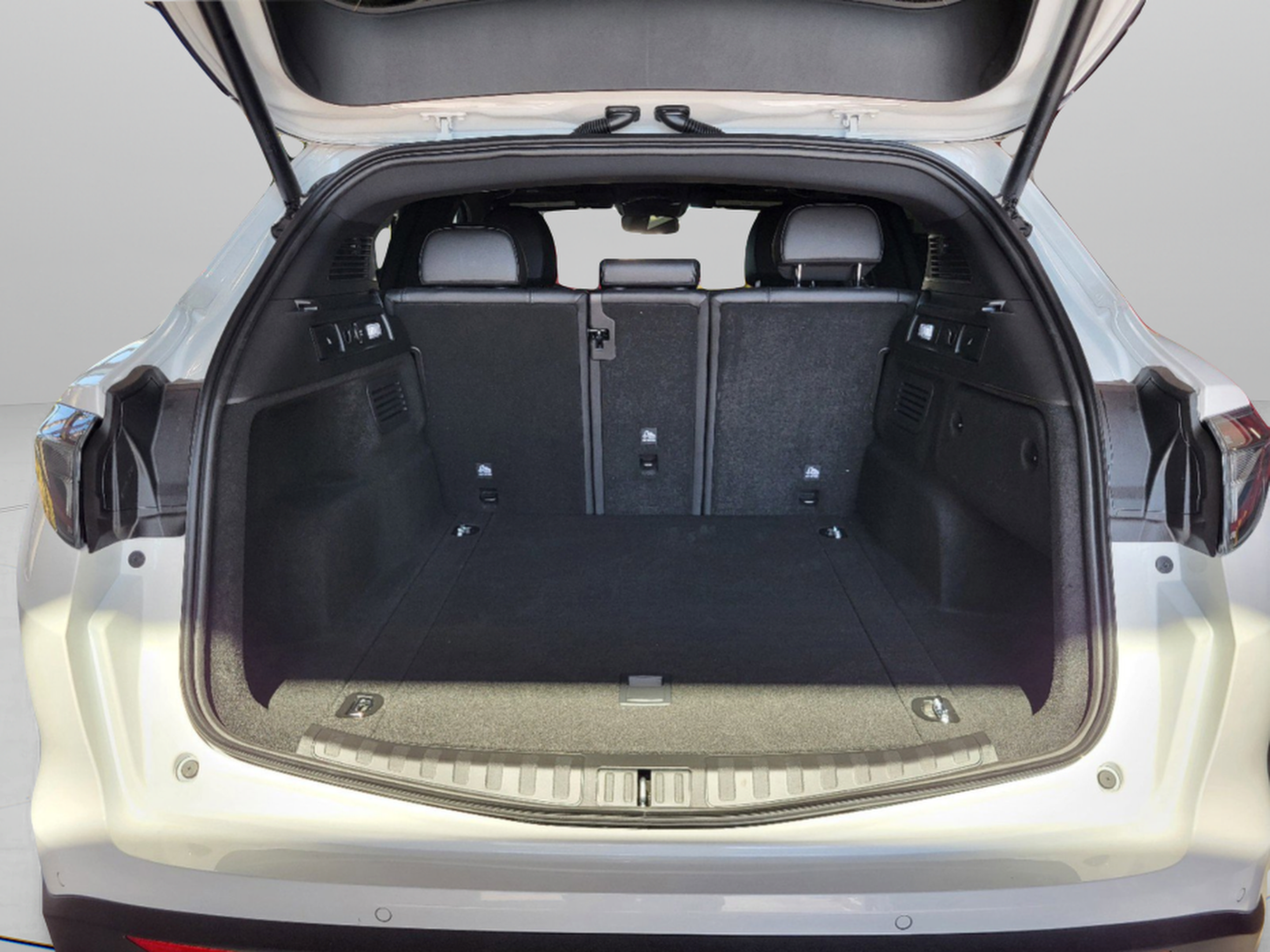 New 2025 Alfa Romeo Stelvio Sprint AWD/4WD image 66