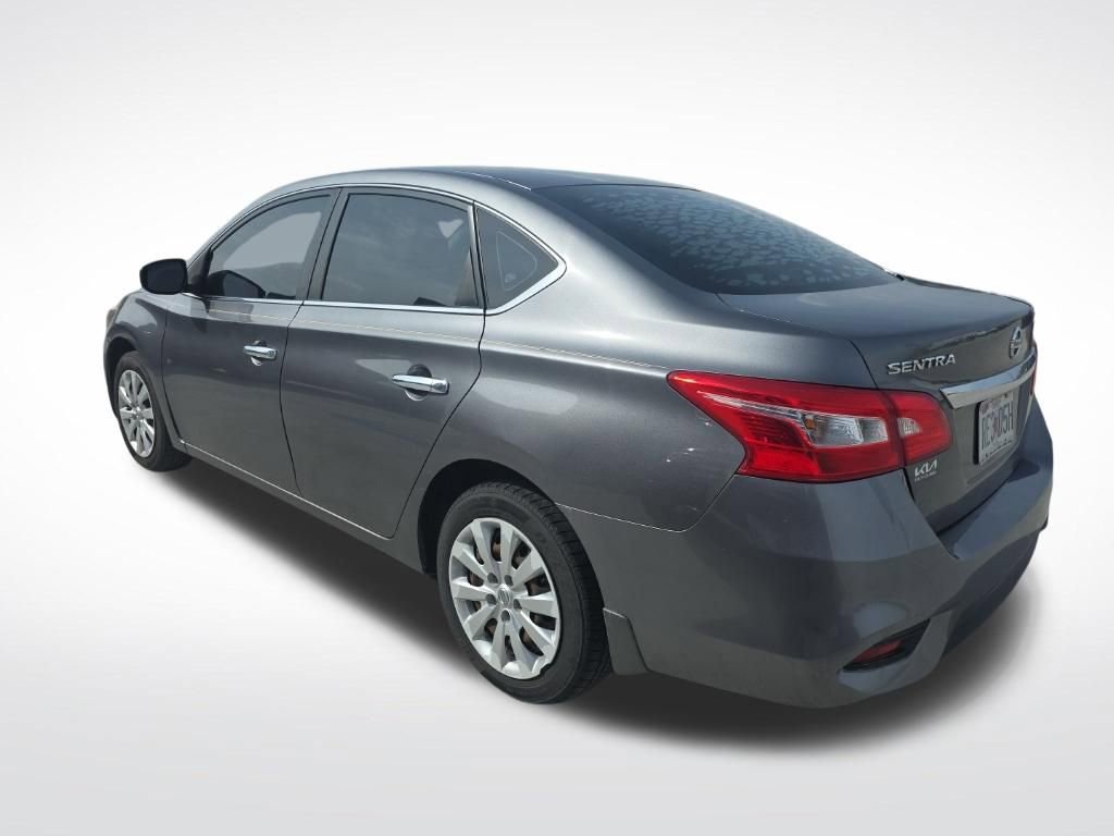 Used 2019 Nissan Sentra S image 4