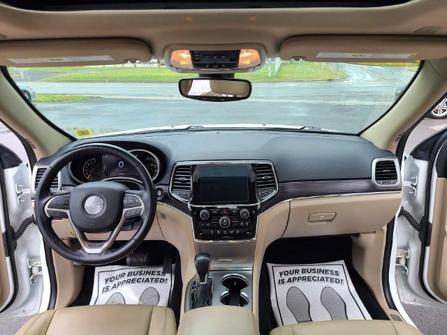 Used 2021 Jeep Grand Cherokee Limited AWD/4WD image 11