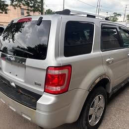 Used 2011 Ford Escape Limited w/ 301A Rapid Spec Order Code image 6