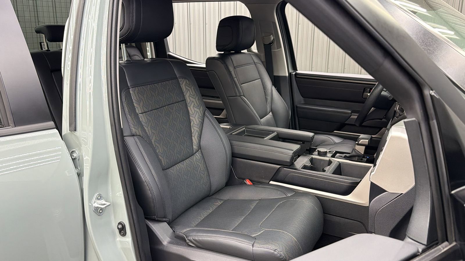 Used 2024 Toyota Tundra SR5 w/ SR5 Premium Package image 33