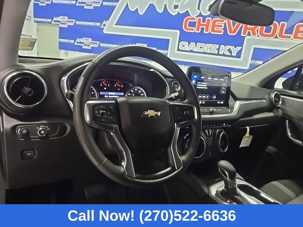 Used 2024 Chevrolet Blazer LT w/ Convenience Package image 17