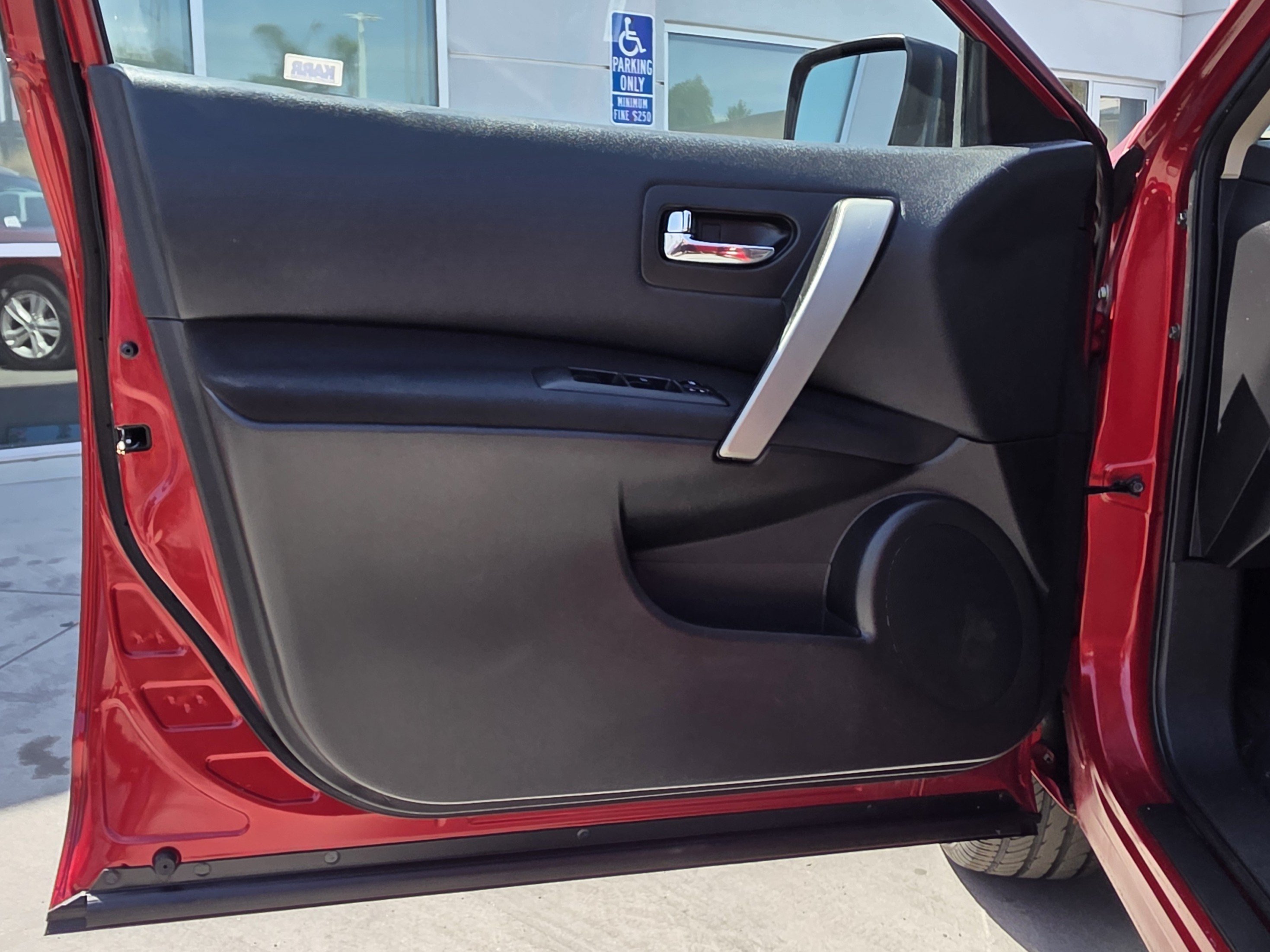 Used 2015 Nissan Rogue S w/ Convenience Package FWD image 11