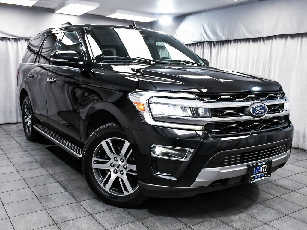 Used 2023 Ford Expedition Limited image 3
