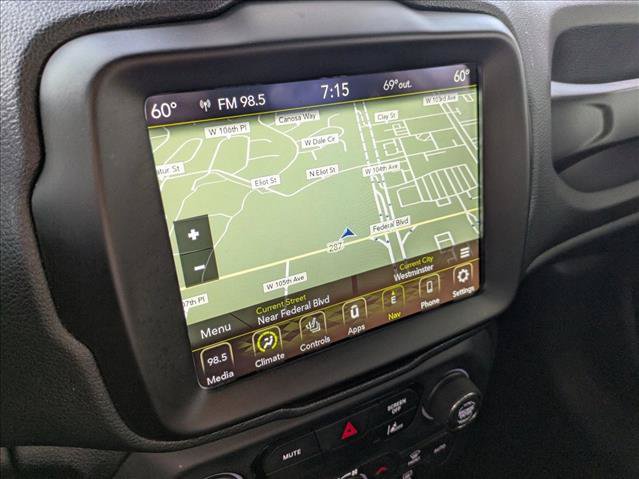 Used 2022 Jeep Renegade Altitude w/ Sun/Sound Group AWD/4WD image 14