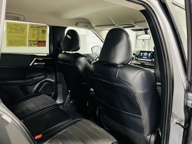 Used 2024 Mitsubishi Outlander SE image 31