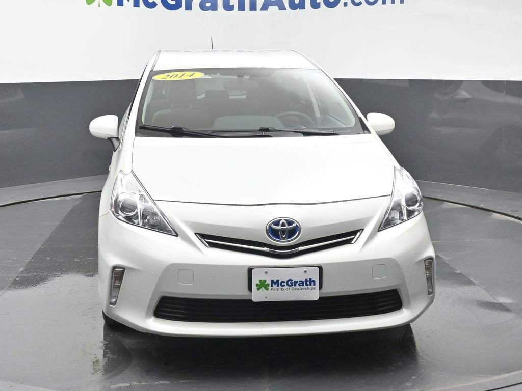 Used 2014 Toyota Prius V Two image 4