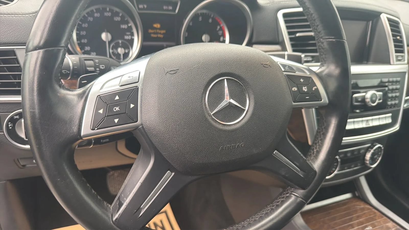Used 2013 Mercedes-Benz GL 450 4MATIC image 21