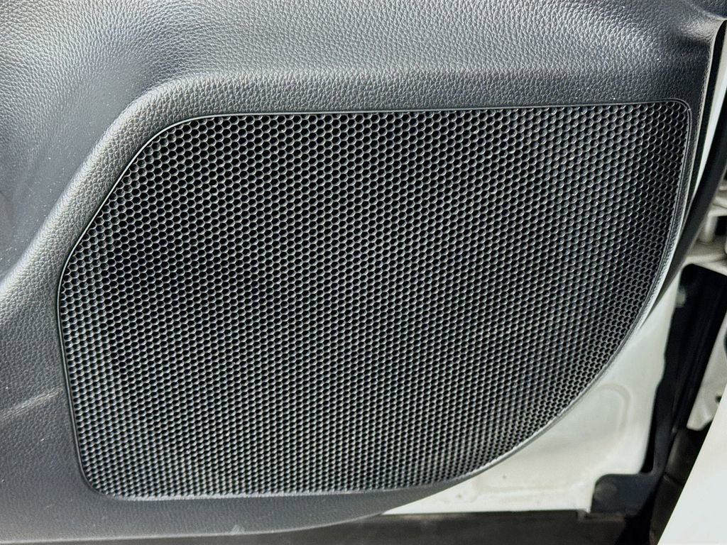 Used 2023 Toyota Crown XLE image 19