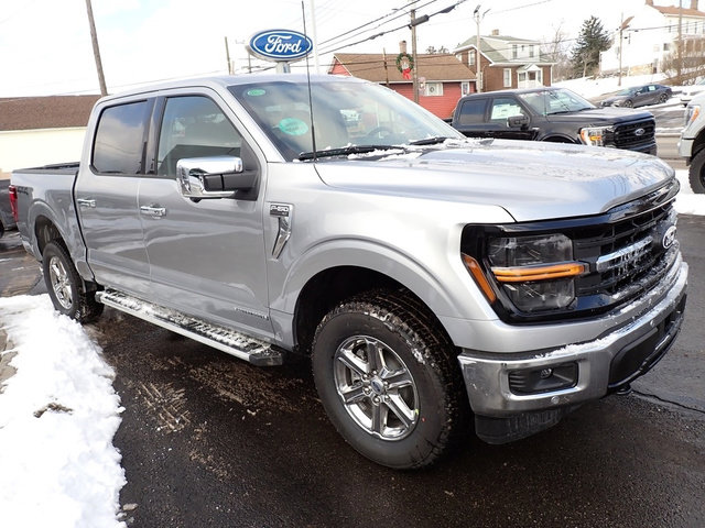 New 2025 Ford F150 XLT w/ Equipment Group 302A MID image 8