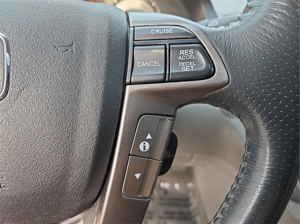 Used 2016 Honda Odyssey Touring Elite image 24