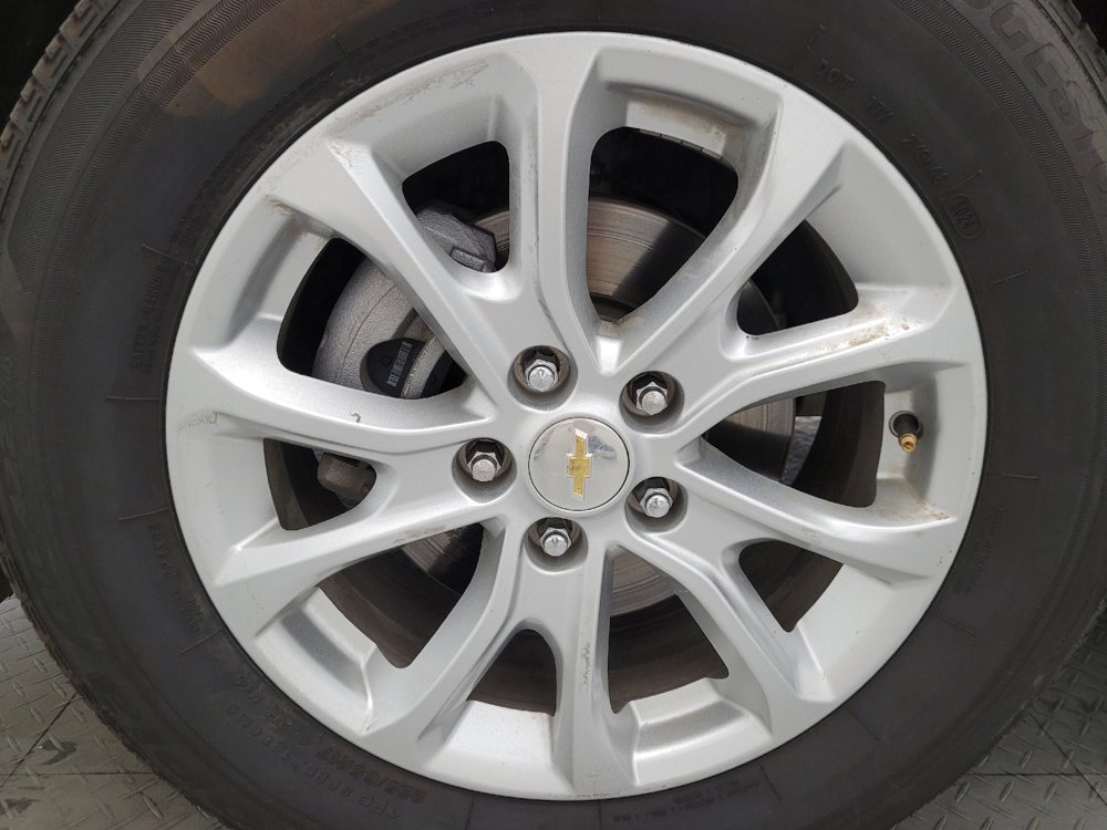 Used 2020 Chevrolet Equinox LS w/ LS Convenience Package AWD/4WD image 31
