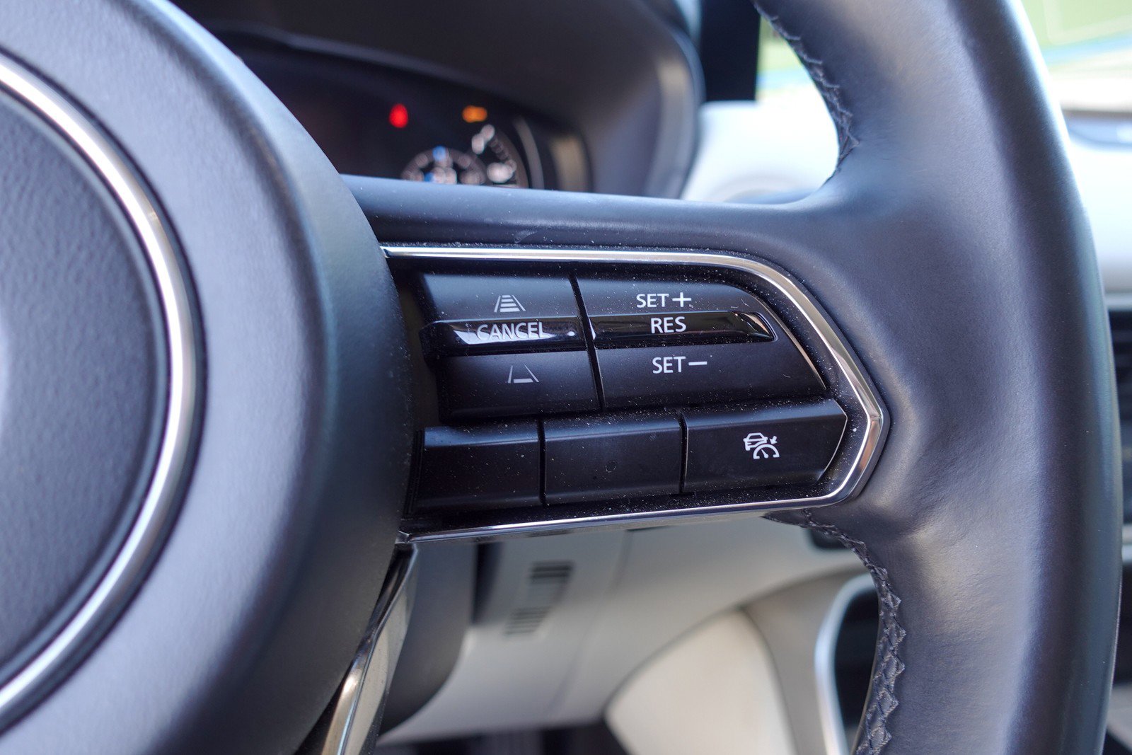 Certified 2024 MAZDA CX-90 Plug-In Hybrid w/ Premium Plus image 16