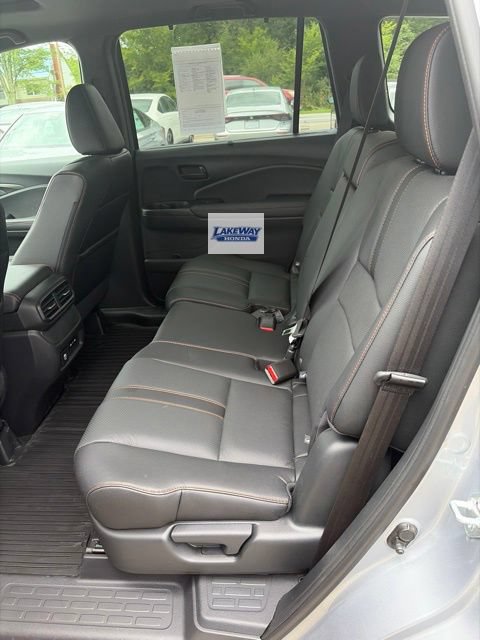 Used 2024 Honda Passport TrailSport image 11