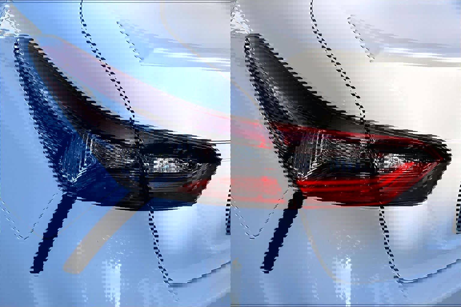 Used 2021 Toyota Camry SE image 28