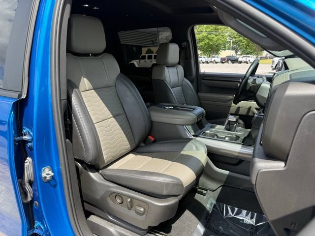 Used 2022 Chevrolet Silverado 1500 ZR2 AWD/4WD image 36