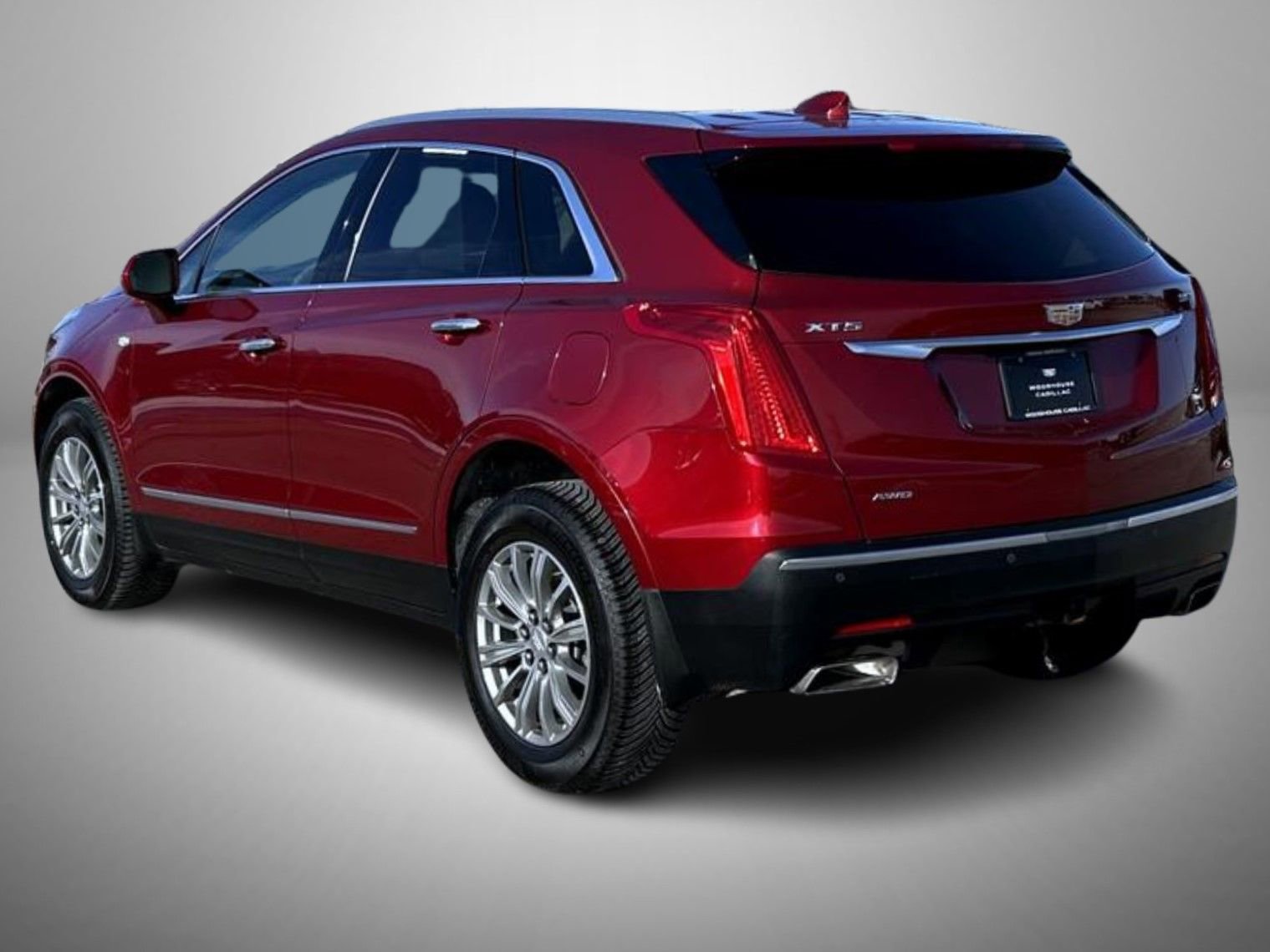 Used 2019 Cadillac XT5 Luxury image 3