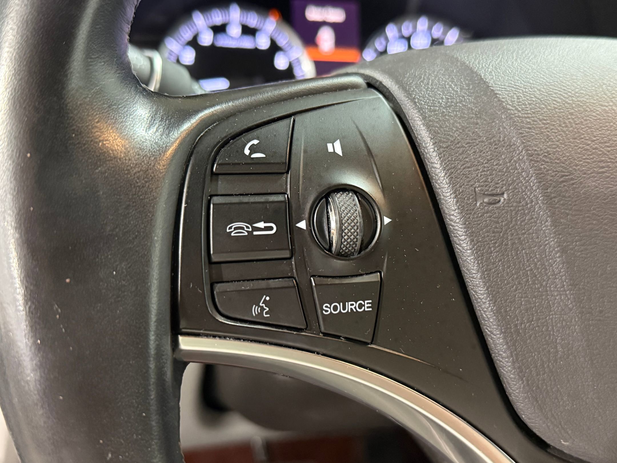 Used 2020 Acura MDX FWD w/ Technology Package image 14