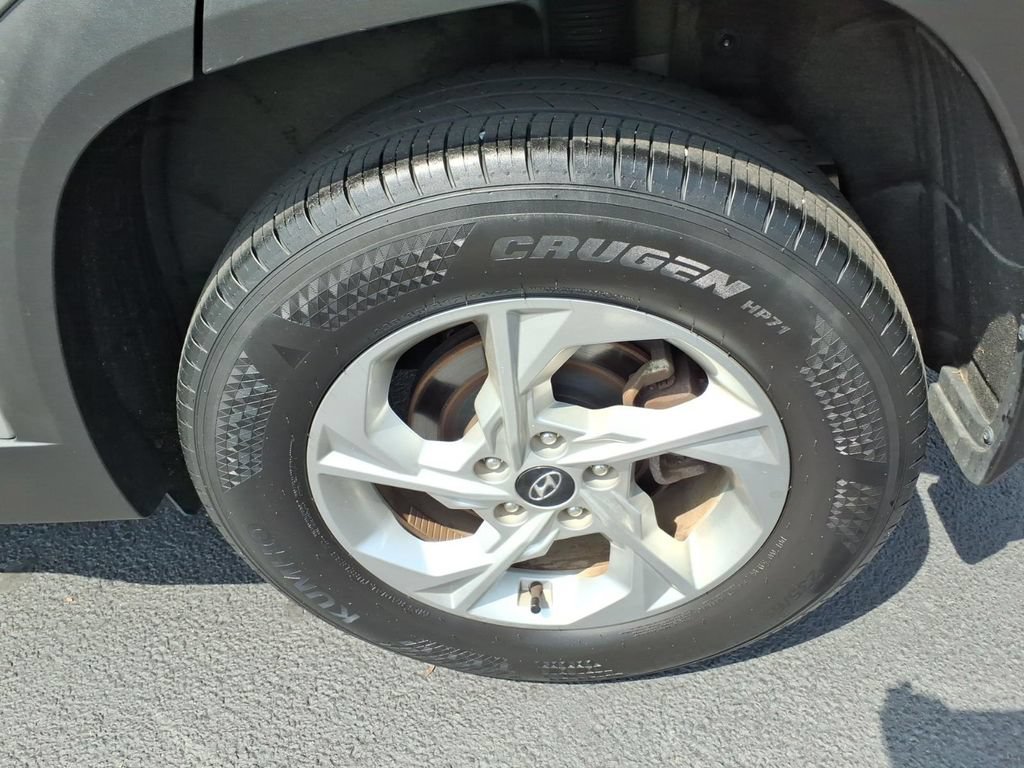 Used 2023 Hyundai Tucson SE AWD/4WD image 9