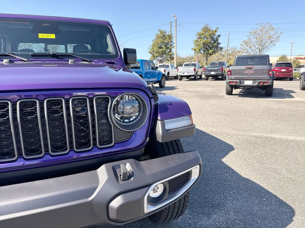 New 2026 Jeep Gladiator Sport image 9