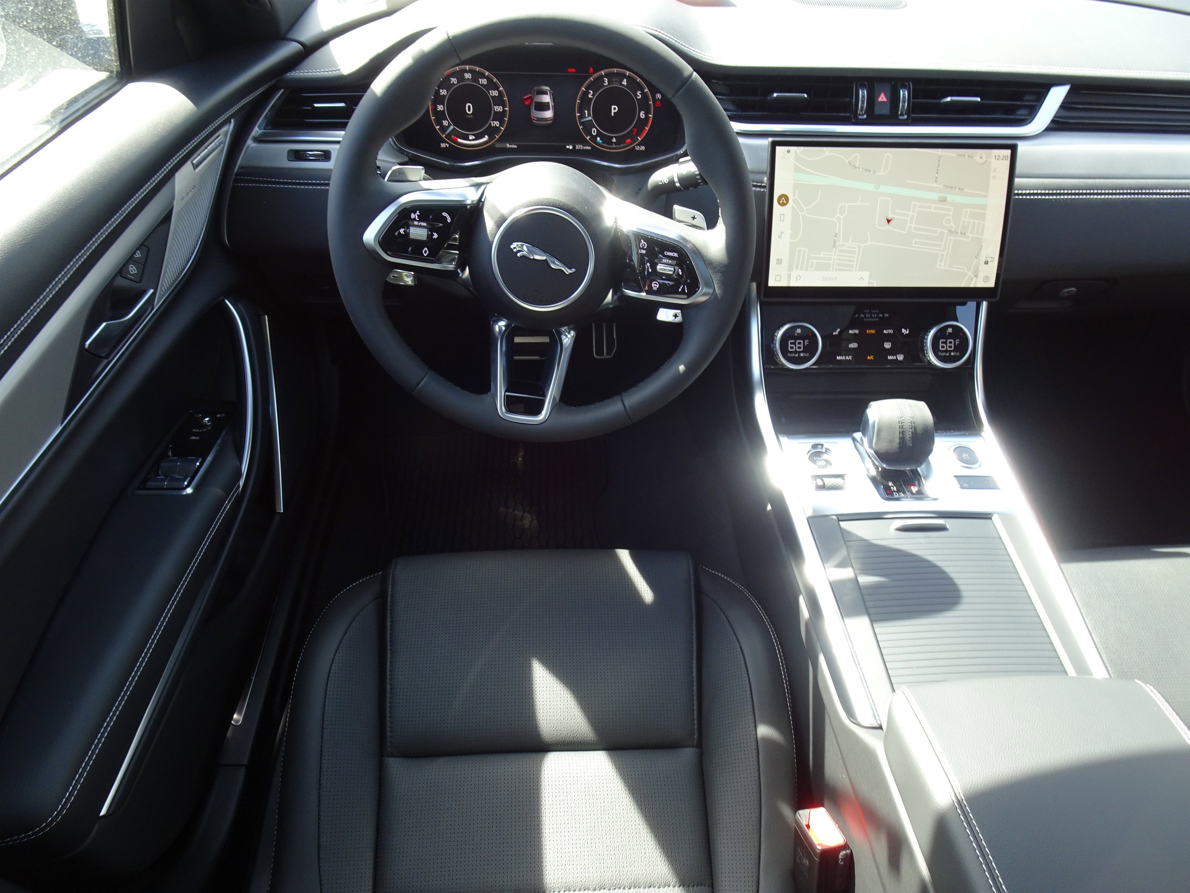 New 2024 Jaguar XF R-Dynamic SE image 22