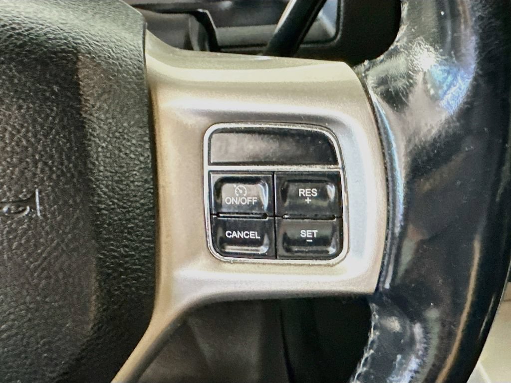Used 2015 RAM 2500 Laramie w/ Convenience Group AWD/4WD image 26