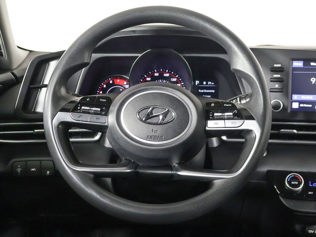 Used 2023 Hyundai Elantra SEL w/ Cargo Package image 31