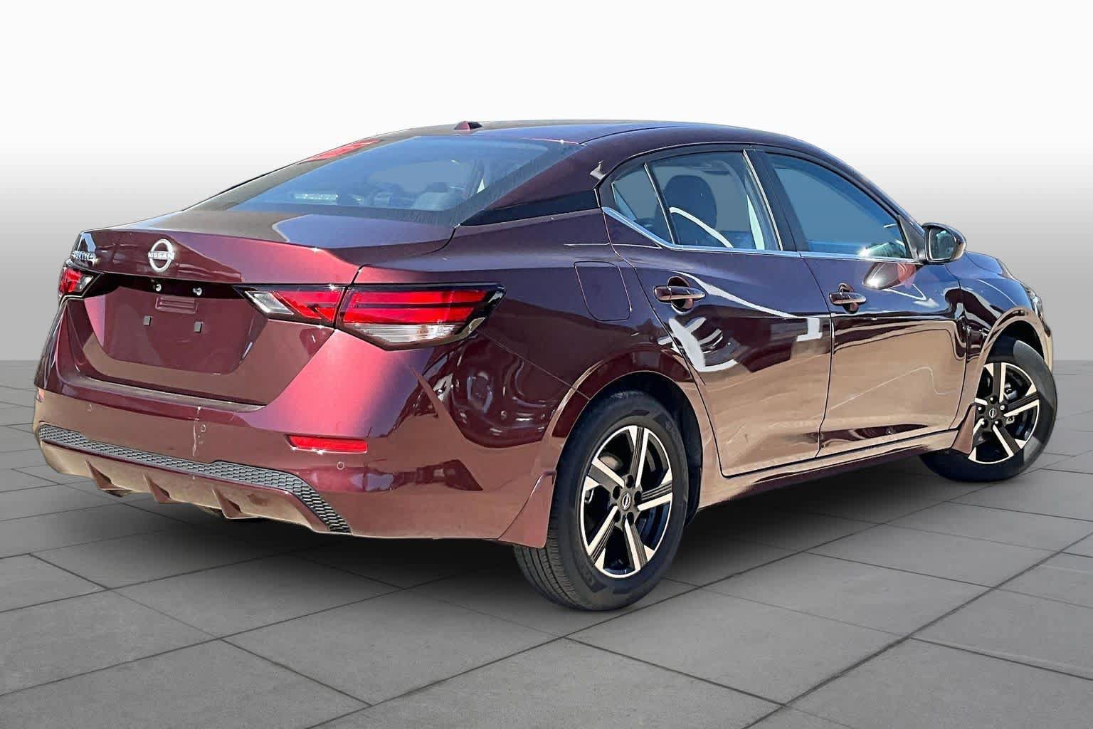 Used 2025 Nissan Sentra SV w/ All-Weather Package FWD image 9