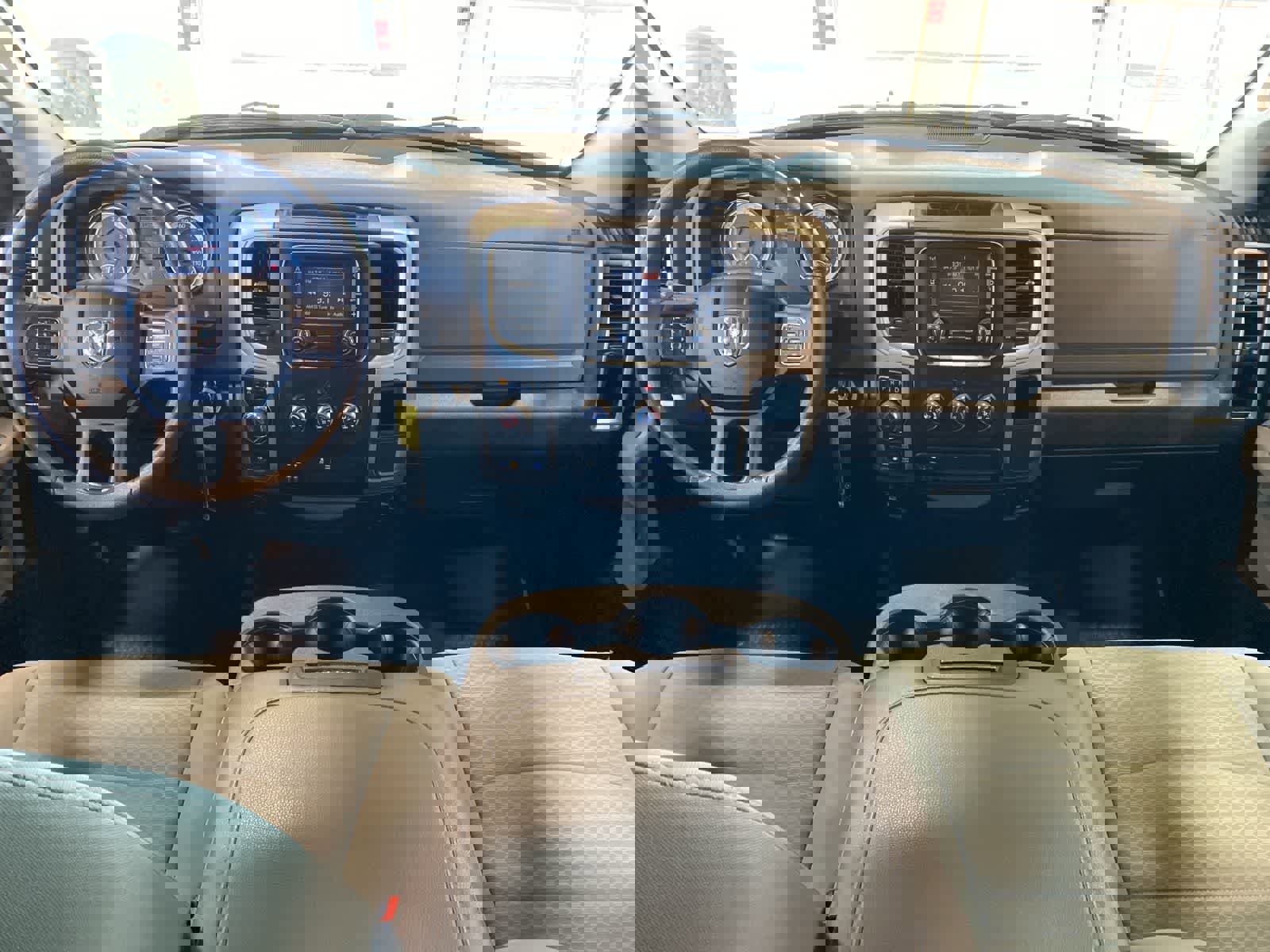 Used 2019 RAM 1500 Classic SLT image 14