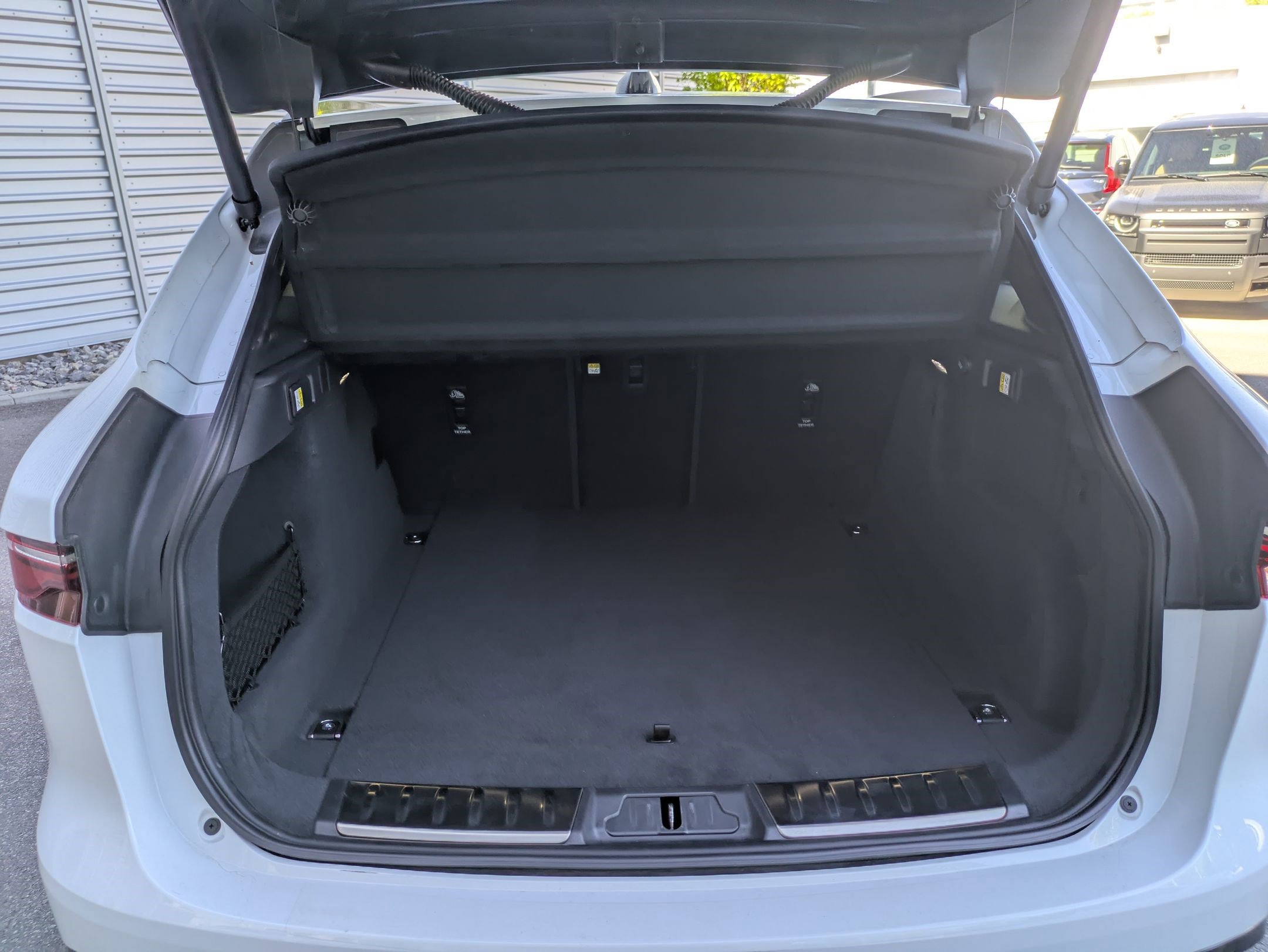 Used 2026 Jaguar F-PACE R-Dynamic S AWD/4WD image 28