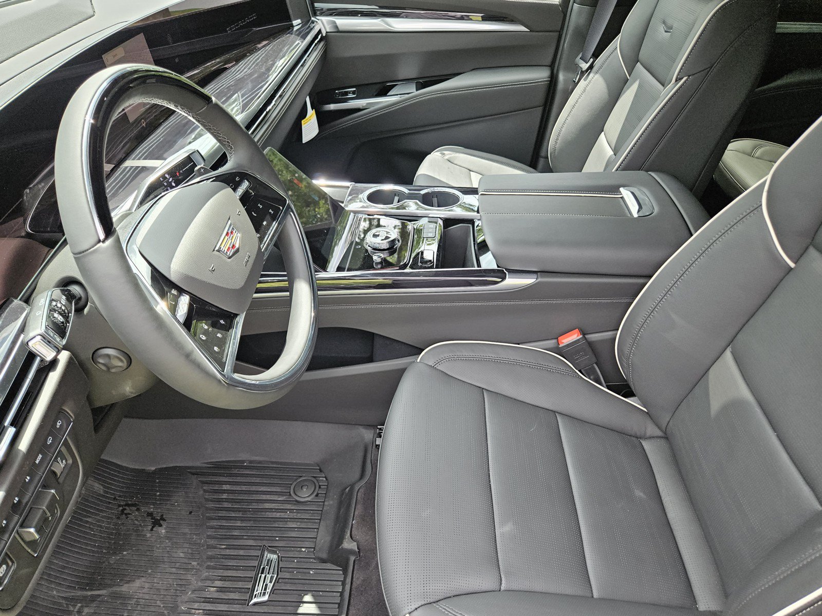 New 2026 Cadillac Escalade Sport w/ Touring Package AWD/4WD image 9