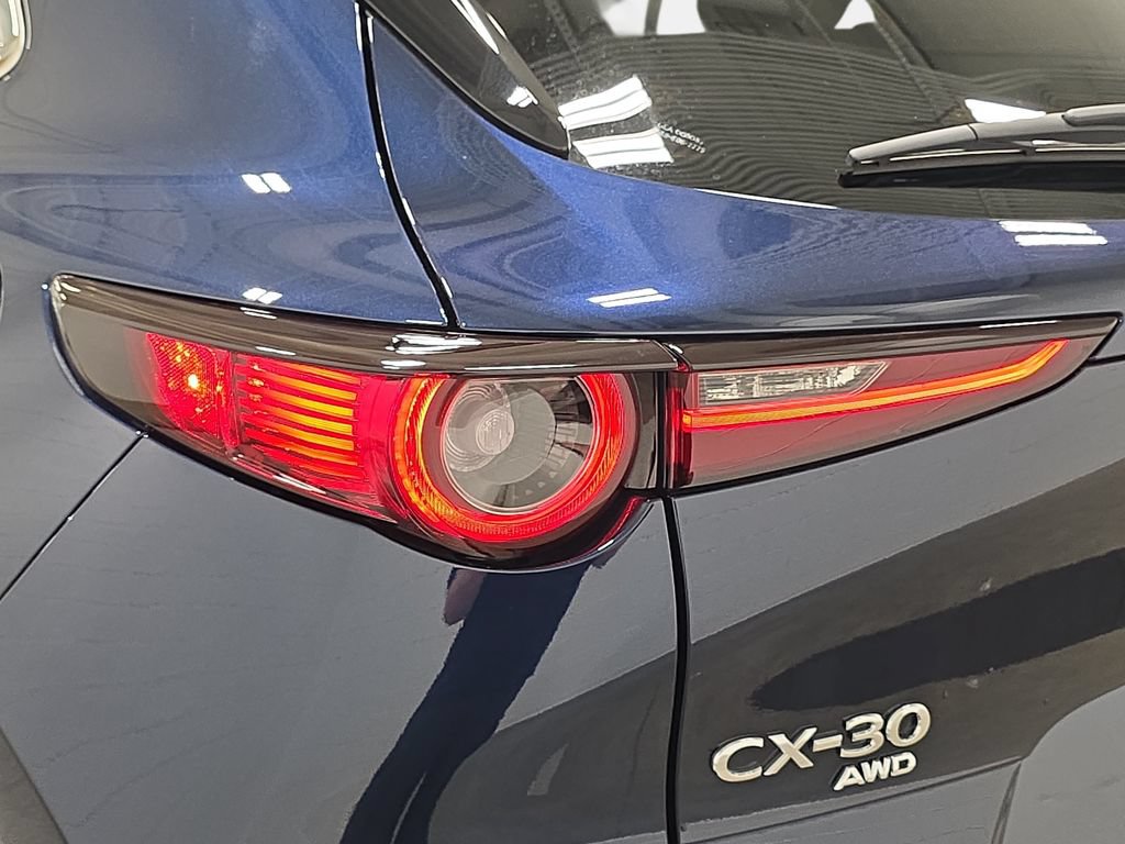 Used 2023 MAZDA CX-30 AWD 2.5 S w/ Premium Package image 28